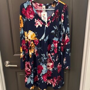 NWT Floral Long Sleeve Dress